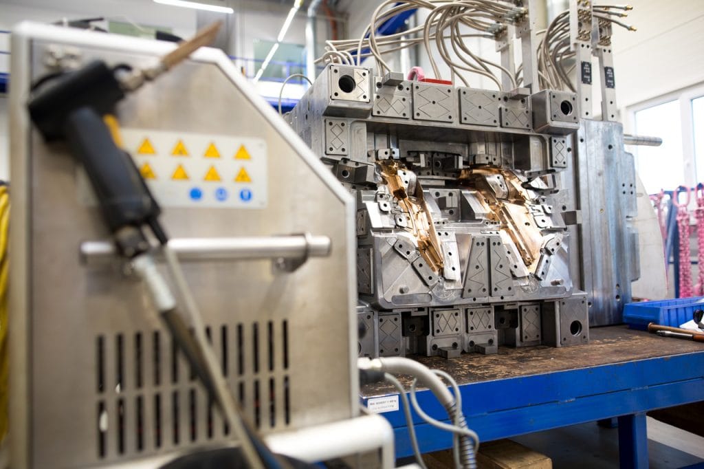 Maxnext GmbH: Spritzguss Kleinserie für Prototypen und Serienfertigung in Höchster Qualität