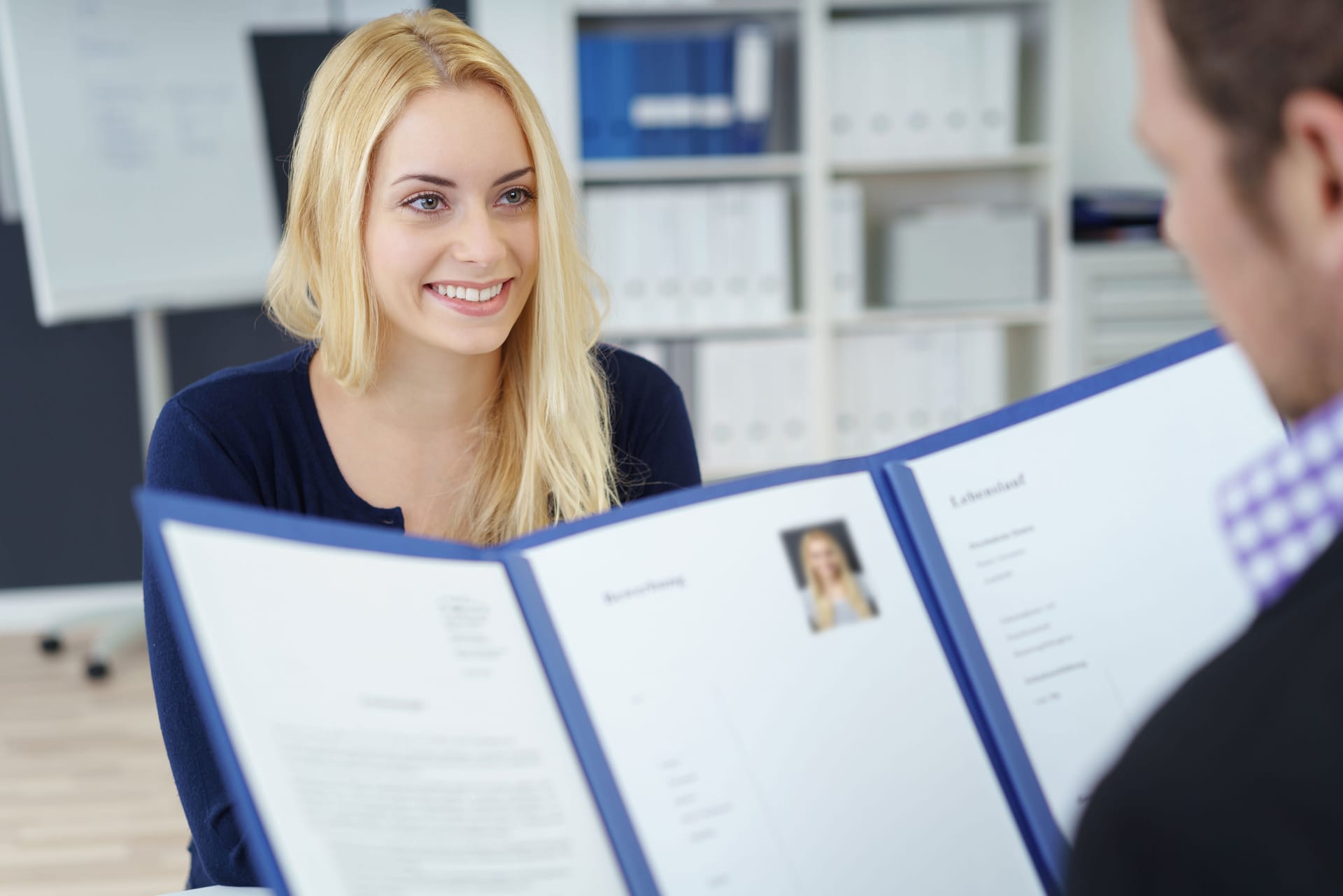 Bewerbungsdossier: Die Bedeutung von Networking und Kontakten