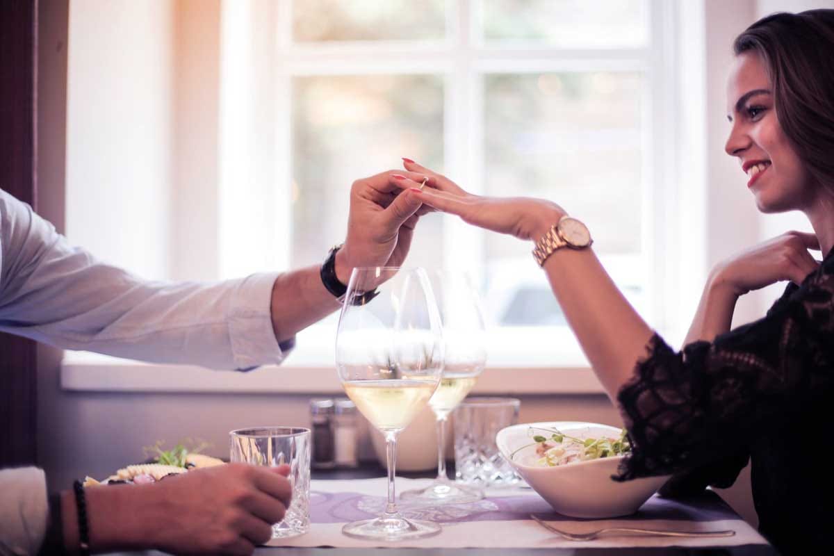 Warum die Ukraine der perfekte Ort für die Suche nach der Liebe ist: Unsere Plattform bietet Ihnen Zugang zu atemberaubenden Frauen mit traditionellen Werten und herzlicher Gastfreundschaft