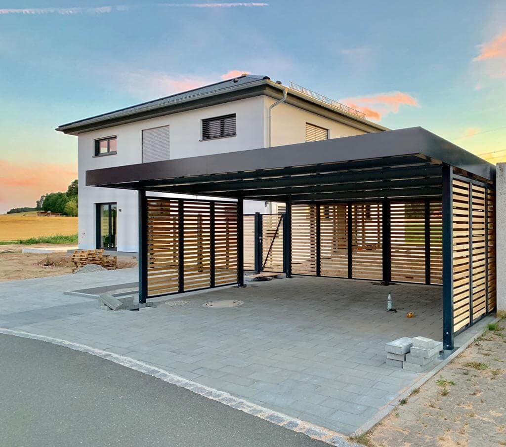 Carport Metall: So schützen Sie Ihr Auto stilvoll