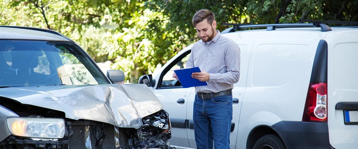 Motorschaden Auto verkaufen – Stressfrei und ohne versteckte Kosten