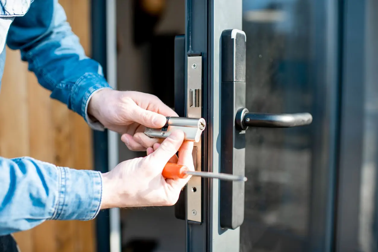 Schlüsseldienst Mannheim: Türöffnung mit Sorgfalt und Präzision