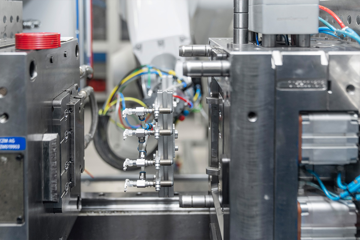 Maxnext GmbH: Spritzguss Kleinserie für Prototypen und Serienfertigung in Höchster Qualität